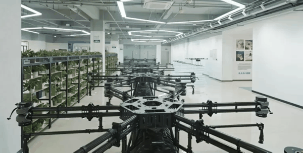 图为云翔研发的无人机