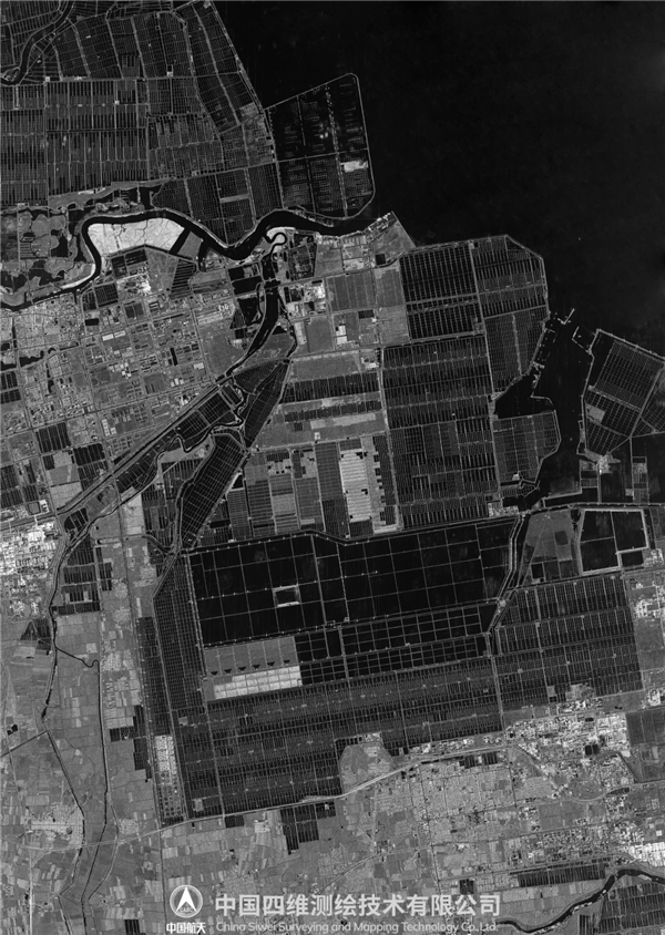 ▲山东羊口盐场东场（来源：四维高景二号06星/条带模式）