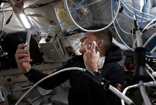 阿耳忒弥斯2号绕月，高清时代的视觉盛宴