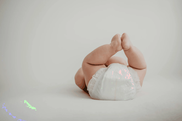 换尿布前要征求宝宝同意 原因曝光掀论战 换尿布前要征求宝宝同意 原因曝光掀论战