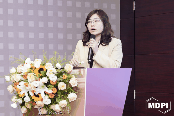 王丽老师 拷贝.jpg