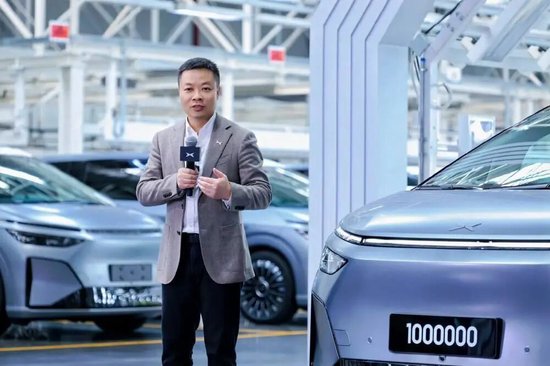 图源：21世纪经济报道 小鹏及小鹏X9 