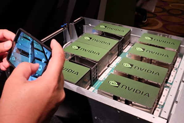 1.6亿辉达GPU走私中国 川普“放行”令风向突变