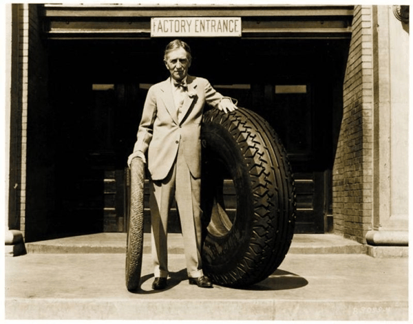 哈维·费尔斯通（Harvey Firestone），美国实业家，美国橡胶工业发展史上的关键人物。