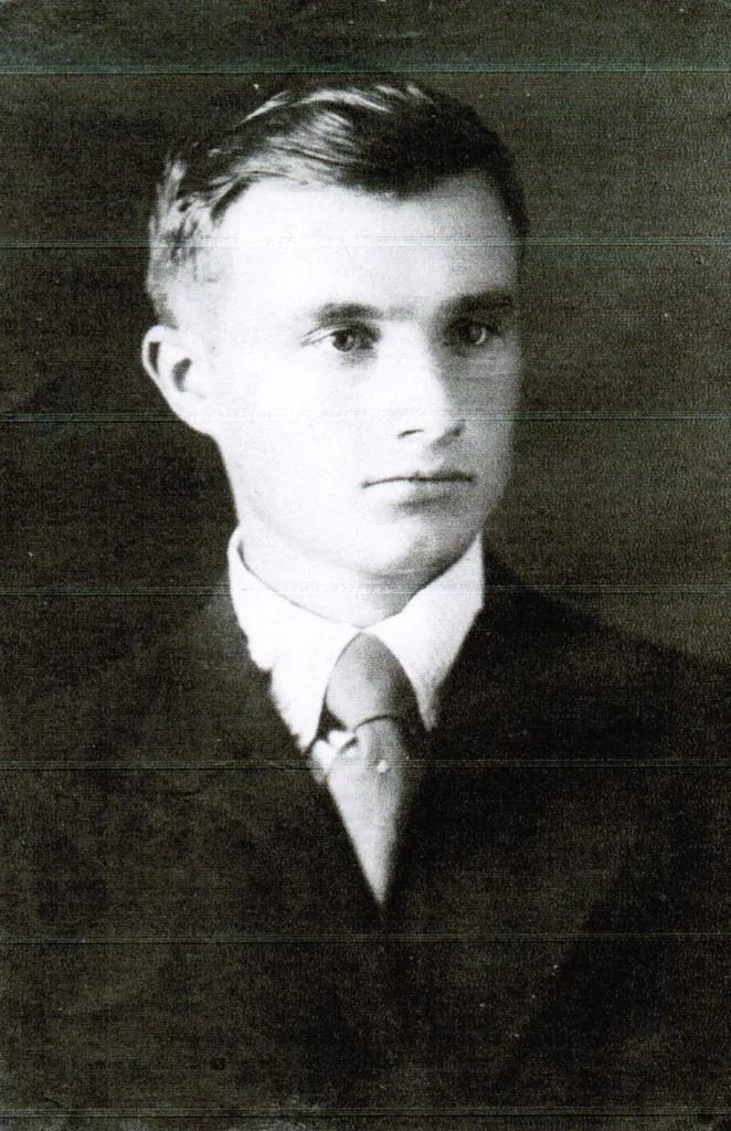 被子弹烧毁大脑，他在碎成千片的世界里活了50年