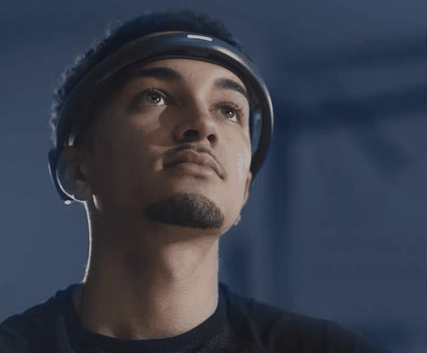 强脑科技主推产品智能冥想头环，图片来源：淘宝截图