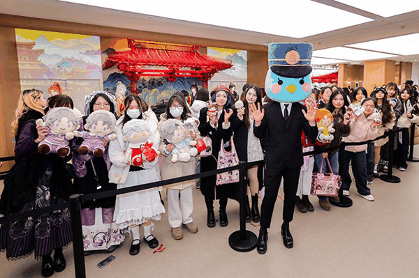 OPPO西安旗舰店开业当天现场