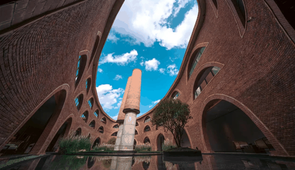 ▲ 云南弥勒东风韵雅高美憬阁精选酒店入选“文化体验”主题榜单。（图源：酒店供图）