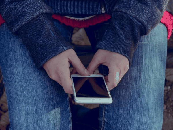 愈用AI反而愈悲观? 愈用AI反而愈悲观?