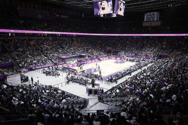 4月10日晚，2025至2026赛季CBA常规赛第37轮。新京报记者 王飞 摄