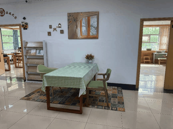 草桥社区文化中心图书馆。新京报记者 田杰雄 摄