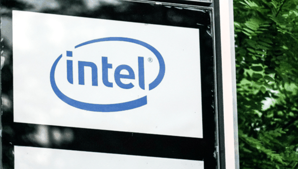 盘后大涨近20%！英特尔一季度业绩超预期，靠AI扭转颓势
