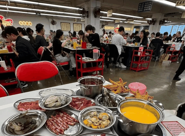 图片来源：王和李·海鲜火锅大排档官方小红书账号