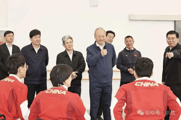为残疾人运动员点赞