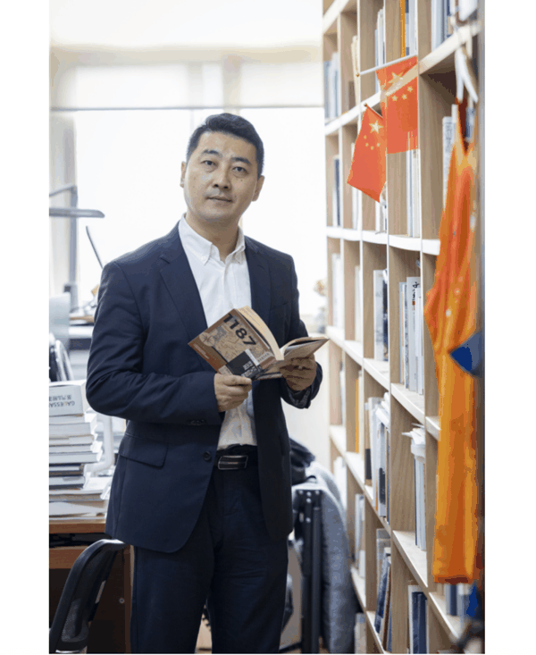 孔新峰在中央民族大学马克思主义学院。新京报记者 王远征 摄