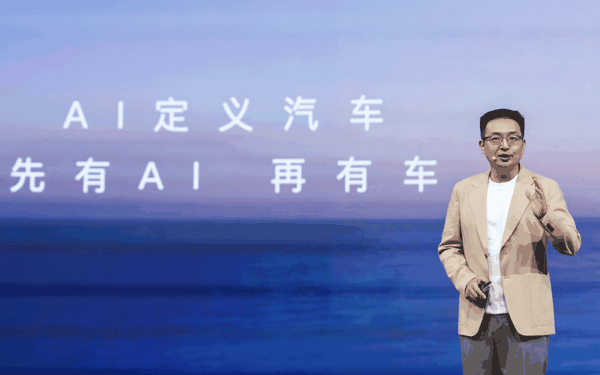 AIVA总裁、产品经理李博。企业供图