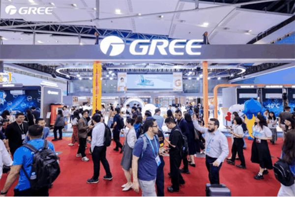 (图为第139届广交会现场，客商云集、热度拉满)