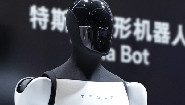 特斯拉第三代人形机器人预计年中发布，三季度启动正式投产