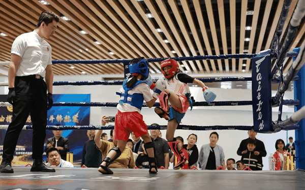 本次赛事共吸引近400名青少年参赛。北京市武术运动协会供图