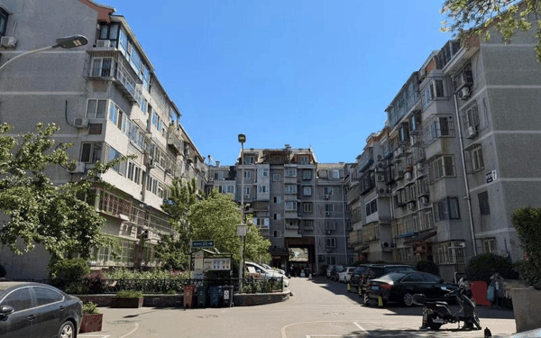位于西长安街板块的新壁街小区。受访者供图