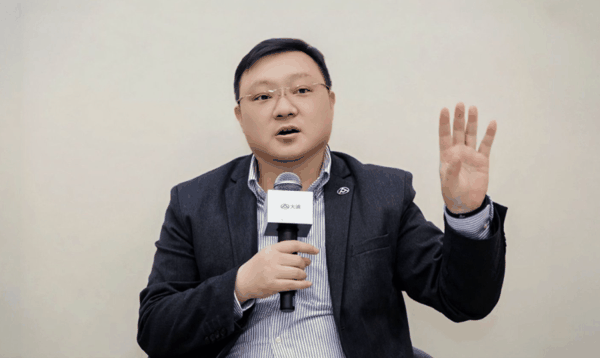 上汽大通轻客销售总经理肖君