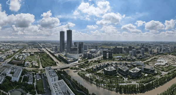 空中俯瞰上海浦东新区张江科学城（无人机全景照片，2023年9月10日摄）。新华社记者方喆摄