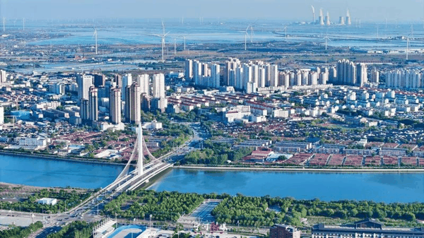 宁河城区、蓟运河景色。供图/宁河融媒 （下同）