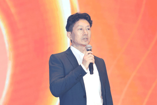 我爱我家集团董事长、总裁谢勇讲话