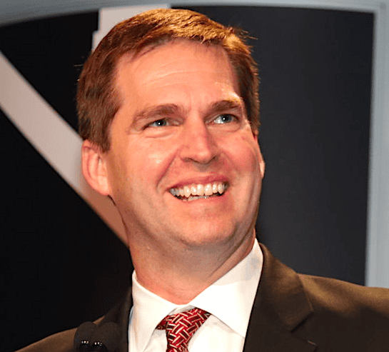 Bret Johnsen，自2011年至今担任SpaceX CFO。2026年2月起，他同时督管xAI的钱袋子