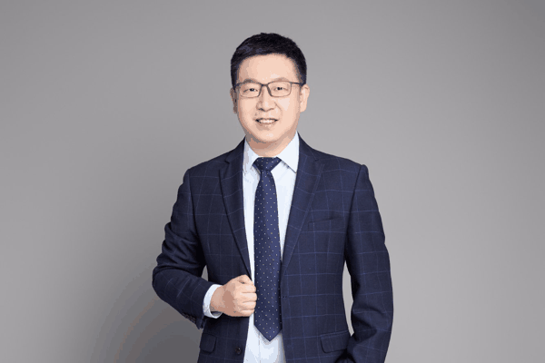 交个朋友控股董事长兼CEO李亮