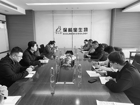 德州保护中心工作人员与企业工作人员开展座谈交流。资料图