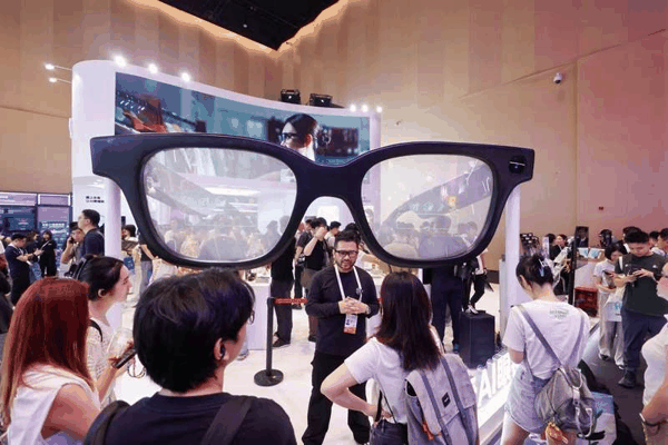 乐奇展