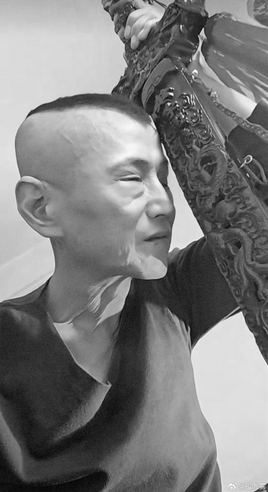 责任编辑：霜月
