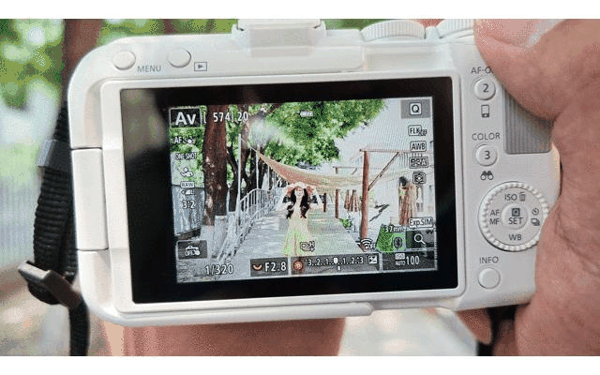 佳能EOS R50 V人物识别对焦录屏