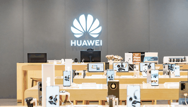 华为、小米、荣耀手机集体调价，最高上涨1000元