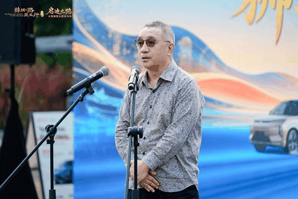 新加坡陕西会会长王刚致辞