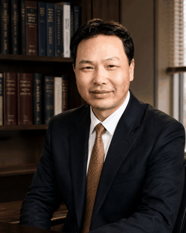 　　美国纽约州执业律师 蒋贤起