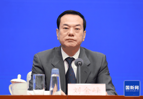 ▲国家卫生健康委副主任、国家中医药局局长刘金峰 图据国新网