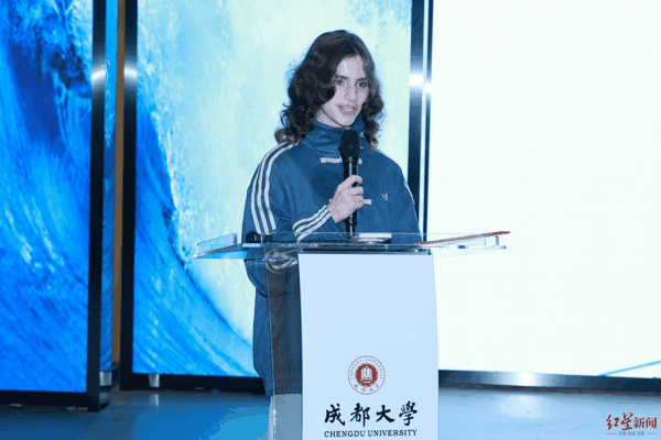 第五届世界小学生中文秀美洲赛区冠军心怡