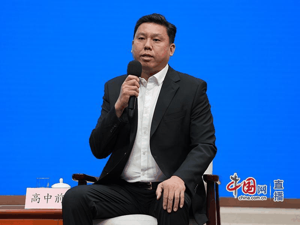 ▲东方航天港（山东）发展集团有限公司董事长、总经理高中前。郑亮 摄