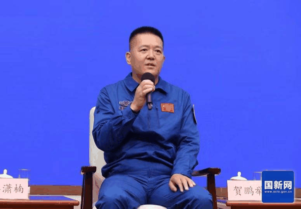 酒泉卫星发射中心测发技术总体负责人贺鹏举