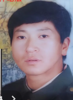 ▲年轻时的刘志军