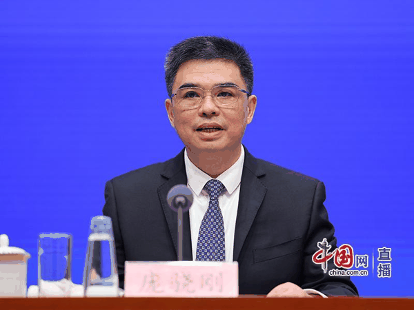 ▲国务院国有资产监督管理委员会新闻发言人、副主任庞骁刚。董宁 摄