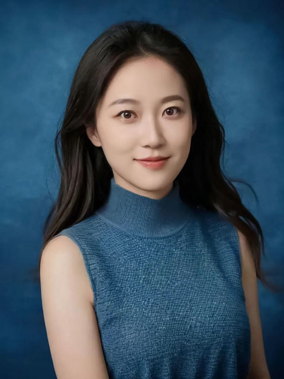 27岁清华女学霸 一只手搅动世界