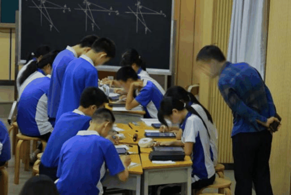 孩子越来越笨 AI 已开始惩罚人类