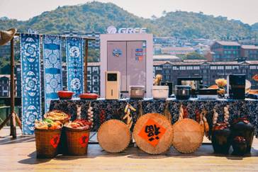 (图为格力厨电产品矩阵，家电邂逅赤水本土烟火风情)