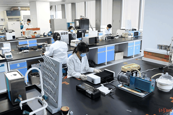 ▲四川迪亚生物科技集团有限公司实验室