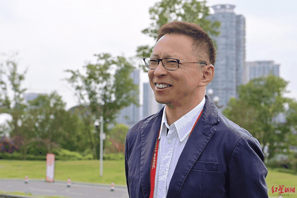 ▲张朝阳在成都参加2026北京网络企业红色故土行活动