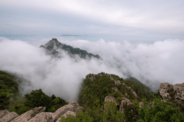 ▲洛阳白云山景区风光 图据视觉中国