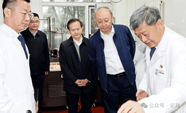 了解煎药设备及相关工艺流程等情况